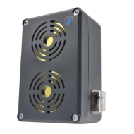 Vodotěsný, ultrazvukový odpuzovač na kuny a myši